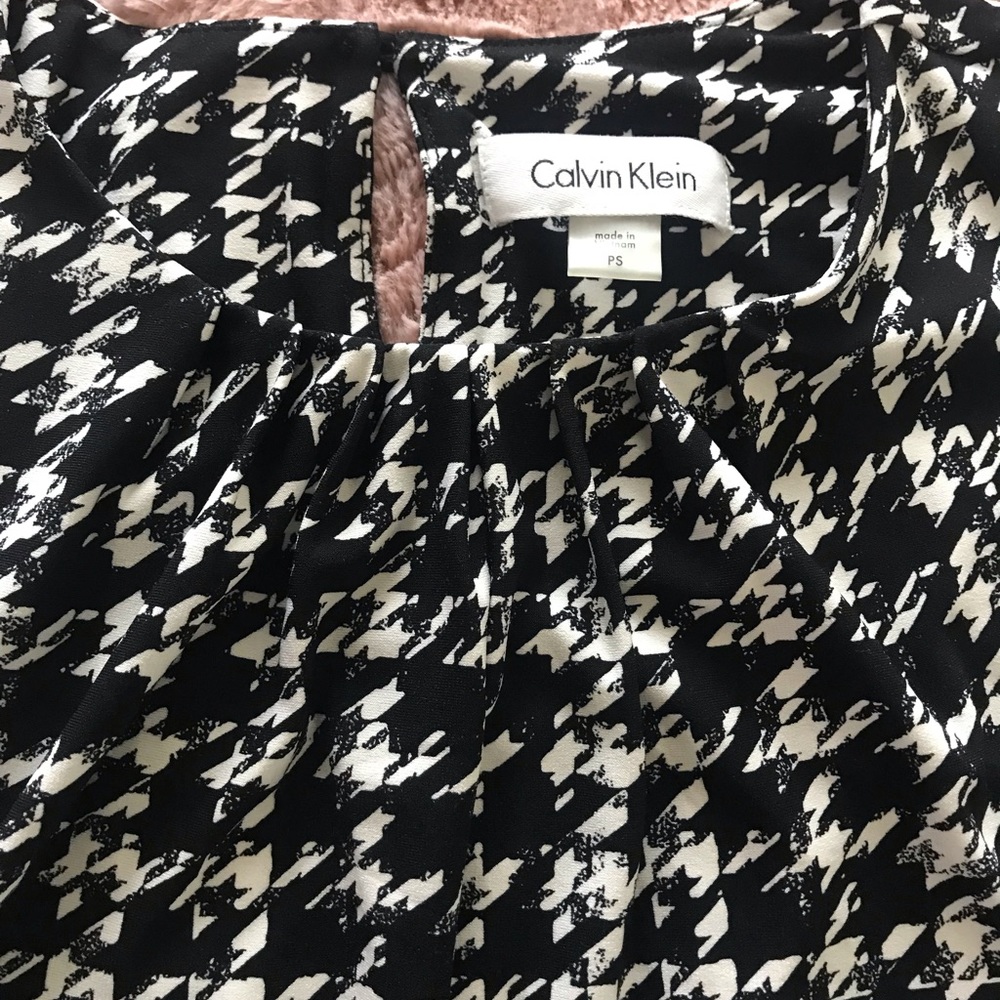 Calvin Klein blouse - Picture 2 of 4